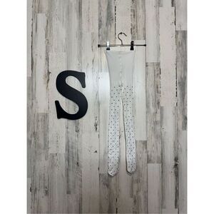 White polkadot pantyhose